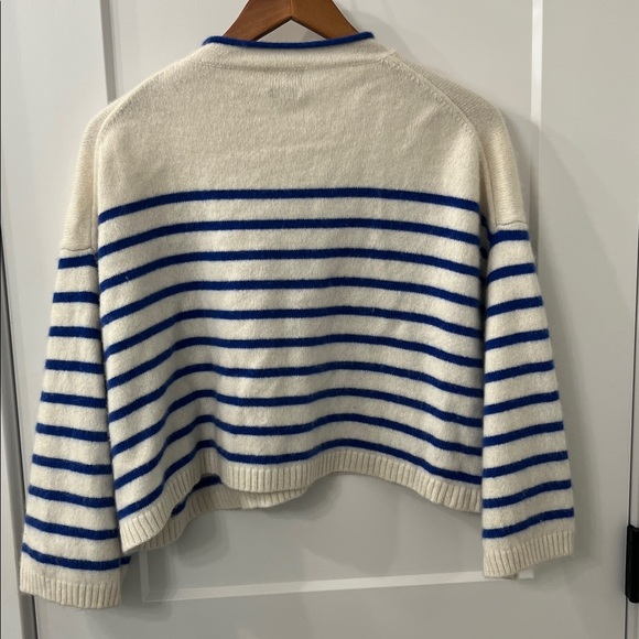 Polo by Ralph Lauren Women's Striped Cream and Blue Sweater - Picture 4 of 4